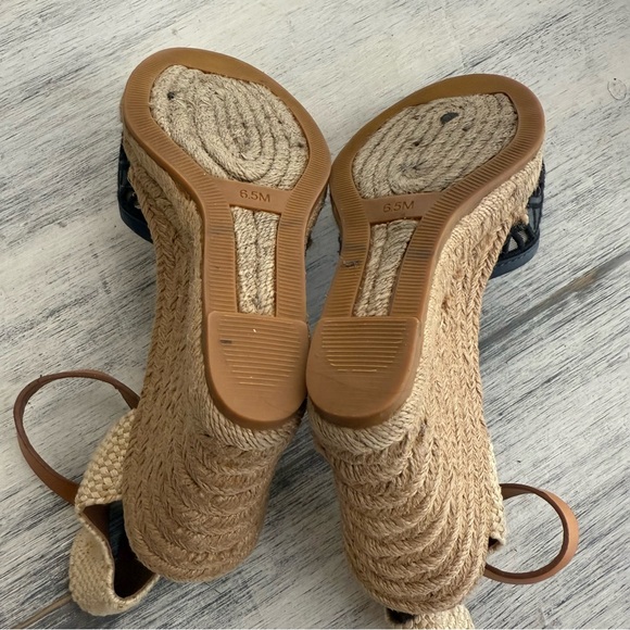 Tory Burch Navy Lace Lucia Espadrille Wedges size 6.5M - Picture 7 of 9